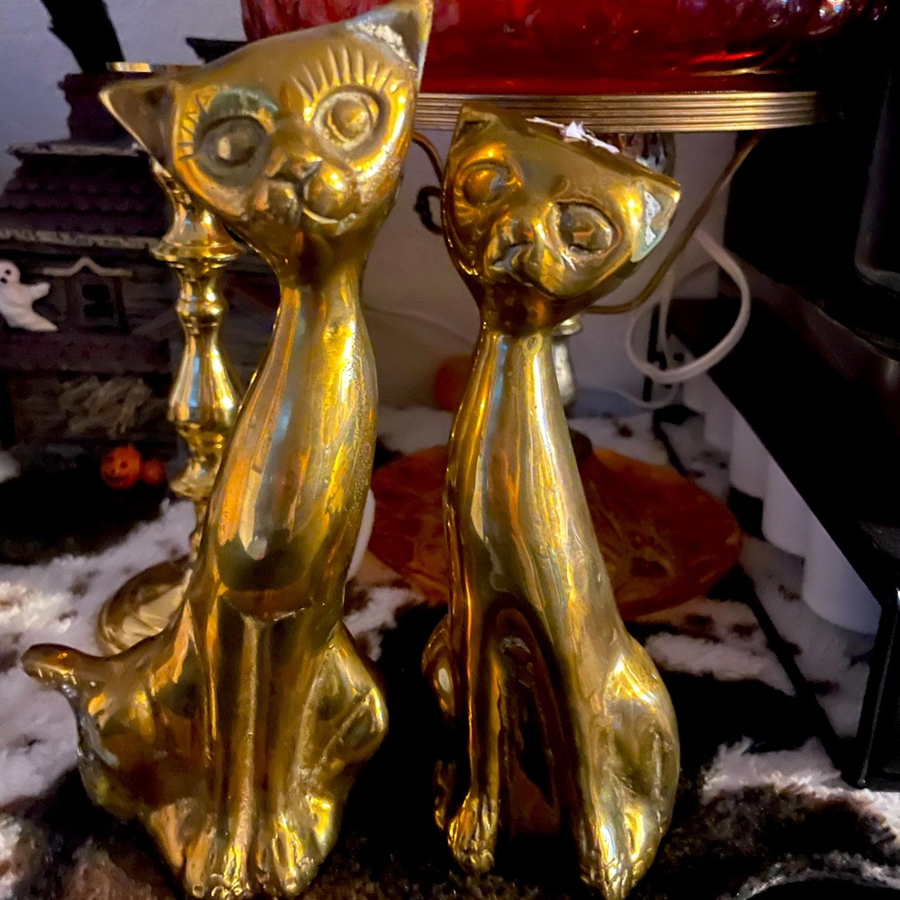 Vintage MCM mid century brass siamese cats